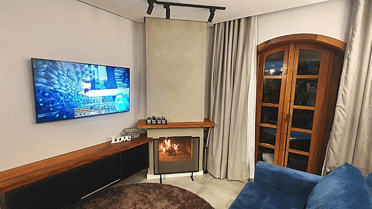 Апартаменти Duplex Luxo Com Piscina Aquecida, Lareira E Wifi Кампус-ду-Жордан Екстер'єр фото